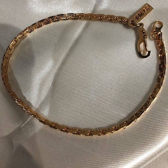 Vintage 18 Kt Gold Plated 7 Inch Bracelet - Picture 4 of 4